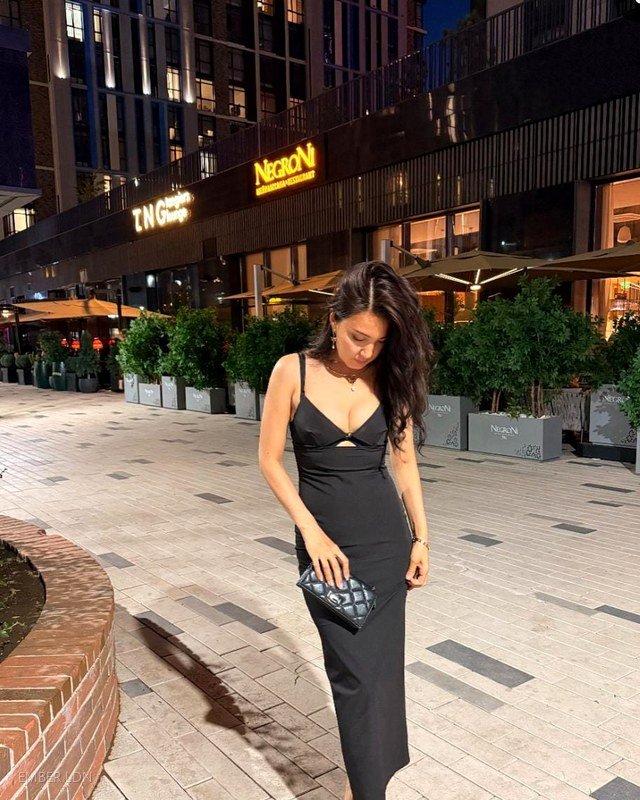 Delphine, massage therapist in London